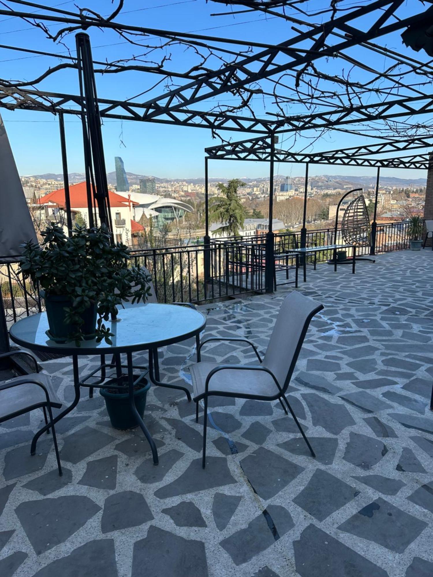 Apartment Lui Tbilisi Exterior foto